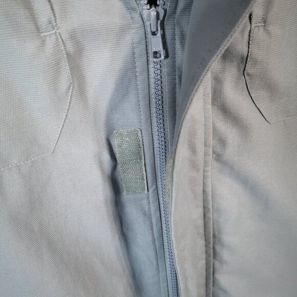 Chaps Men's Size Medium Blue Lined Jacket with Hood Hidden in Collar - Picture 6 of 13